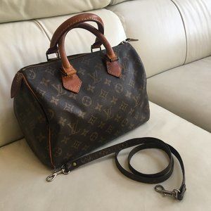 Louis Vuitton Speedy 25 Crossbody
